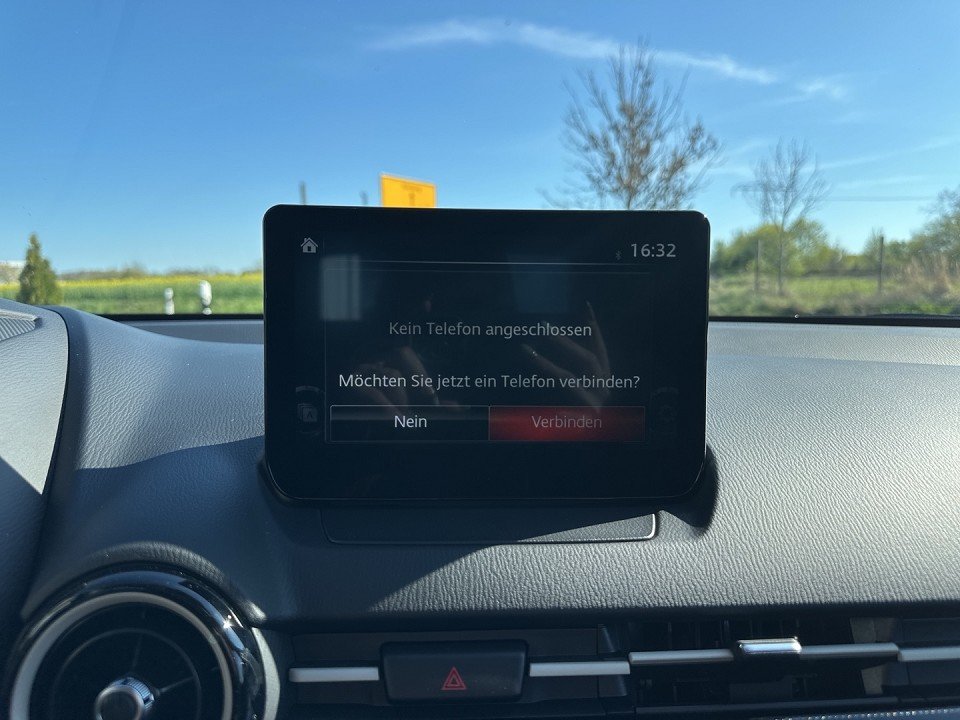 Mazda 2 2 1.5L SKYACTIV-G 75ps - 