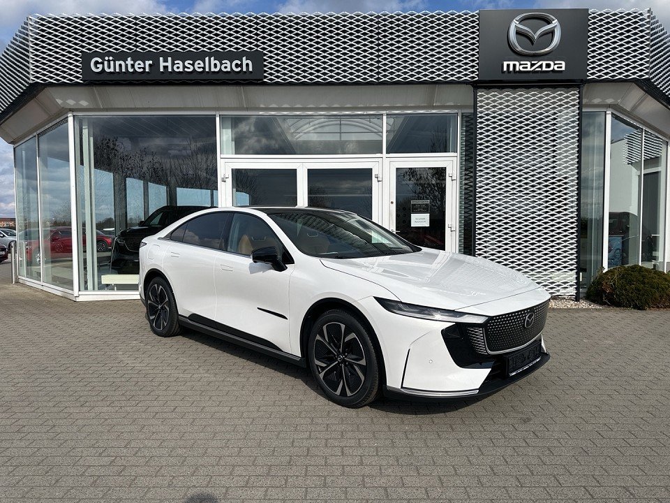 Mazda 6e 6E Takumi Plus FullWrapped MattBlueWhite Sitzbel - 