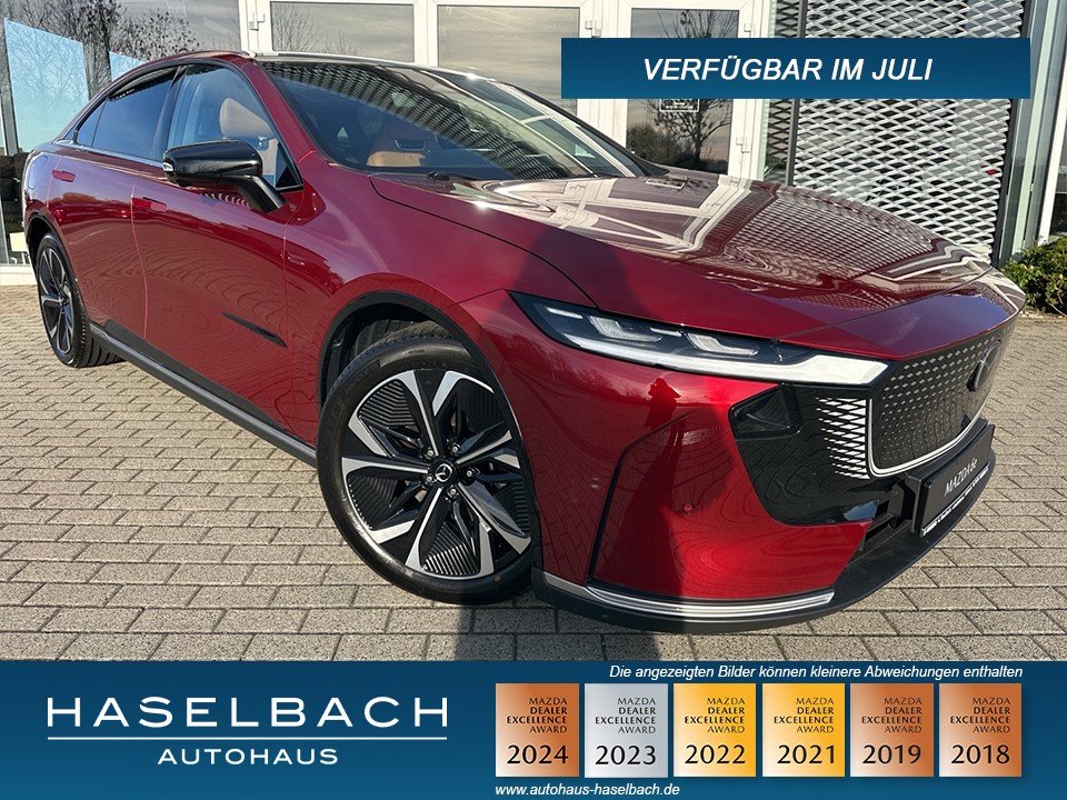 Mazda 6e 6E Takumi Plus Teilleder Sitzbelüftung Lenkradhe - 