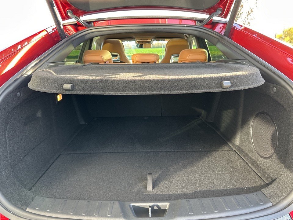 Mazda 6e 6E Takumi Plus Teilleder Sitzbelüftung Lenkradhe - 