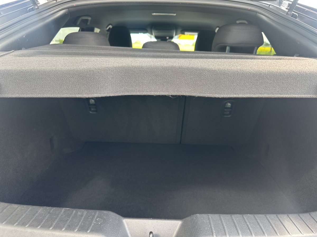 Mazda 3 3 Exclusive Matrix BOSE Freisprech Lenkradheizg  - 