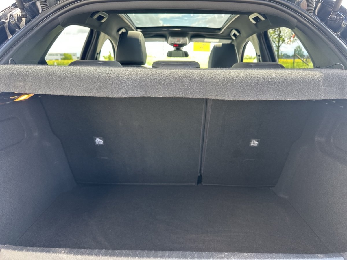 Opel Corsa Corsa GS Line Panno RFK Leder Klimaaut LED Sitzh - 