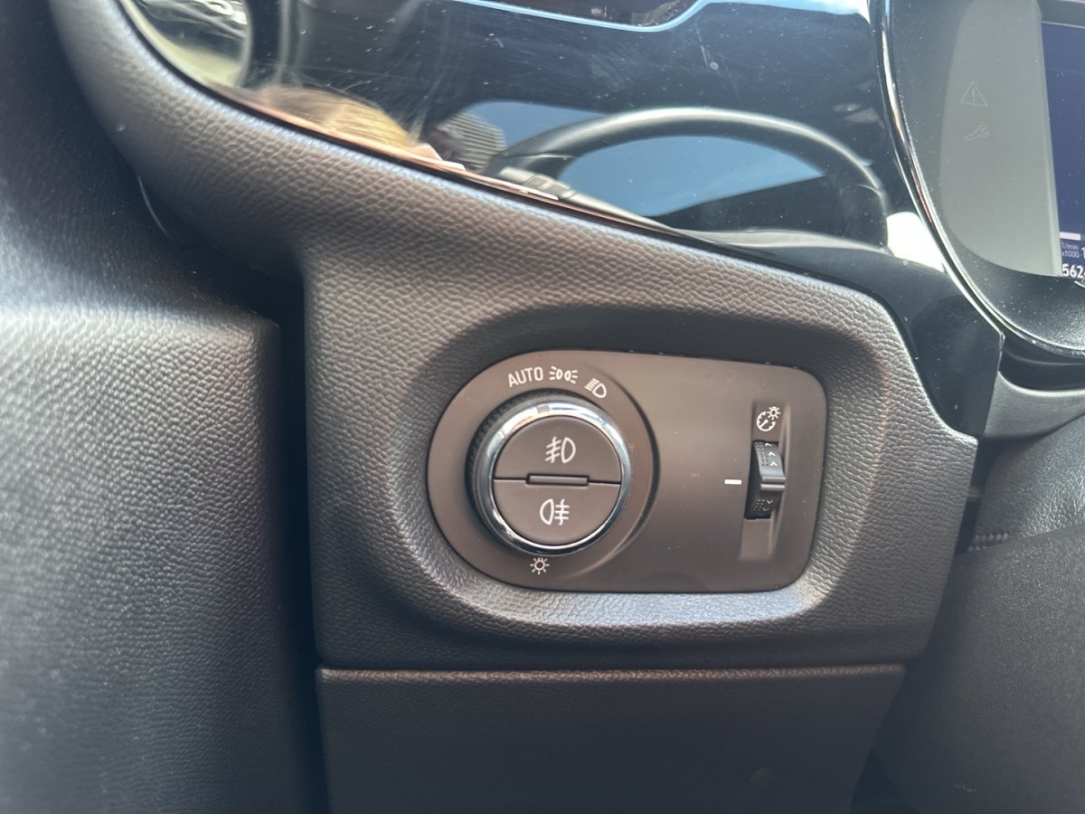 Opel Corsa Corsa GS Line Panno RFK Leder Klimaaut LED Sitzh - 