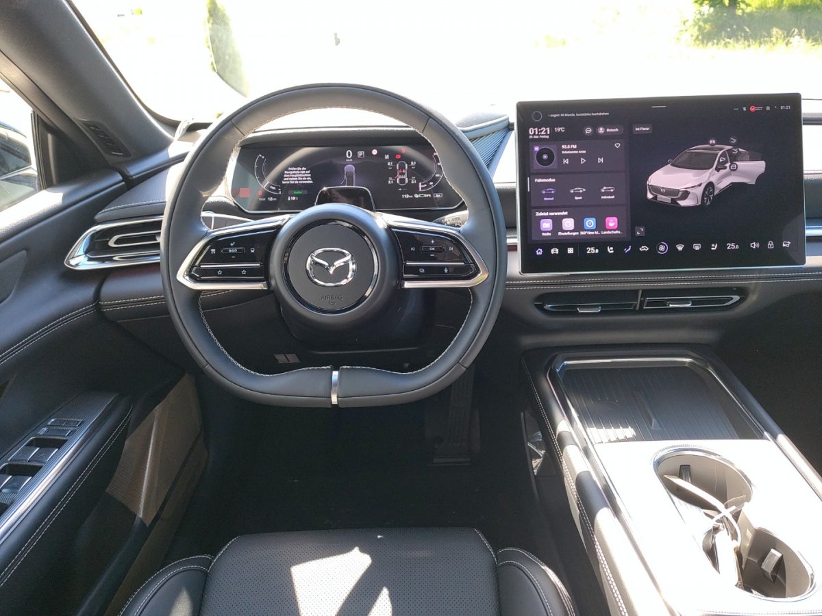 Mazda 6e 6E Takumi 360° Sitzbelüftung Klimaaut Tempomat F - 