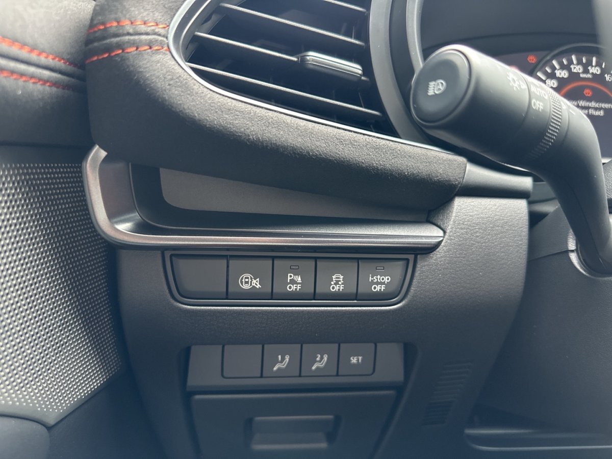 Mazda 3 3 Nagisa BOSE Fernlichtaut RFK LogIn Freisprech  - 