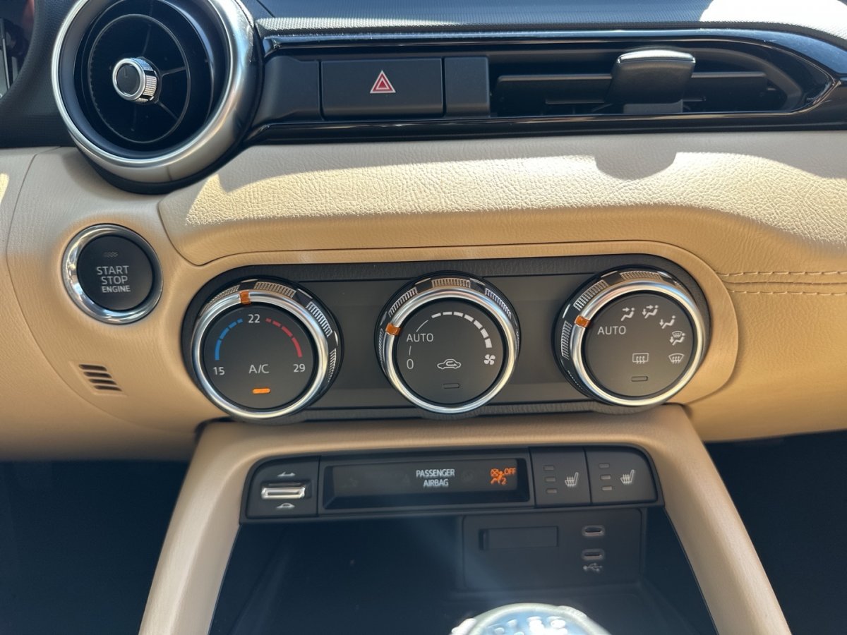 Mazda MX-5 MX-5 Kazari Matrix Leder BOSE Sitzheizg Klimaaut - 
