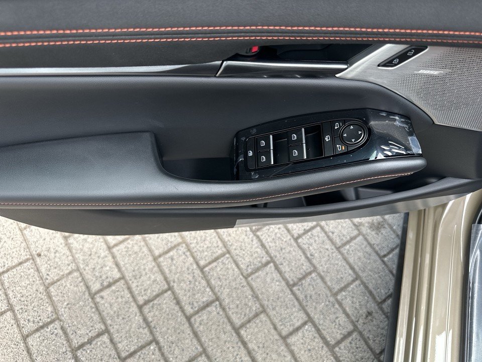 Mazda 3 3 Nagisa Teilleder BOSE Klimaaut Sitzheizg el Si - 