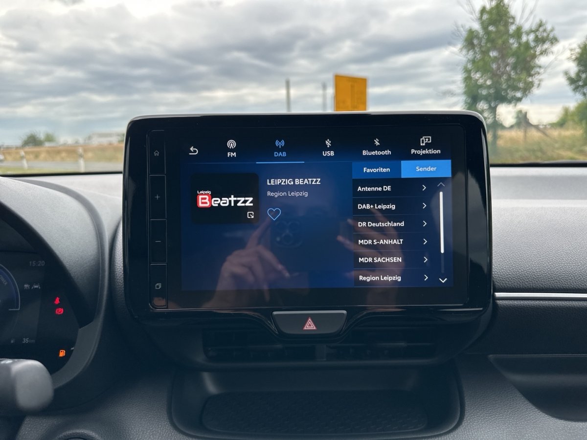 Mazda 2 Hybrid 2 Hybrid Homura RFK LogIn Klimaaut Lenkradheizg  - 