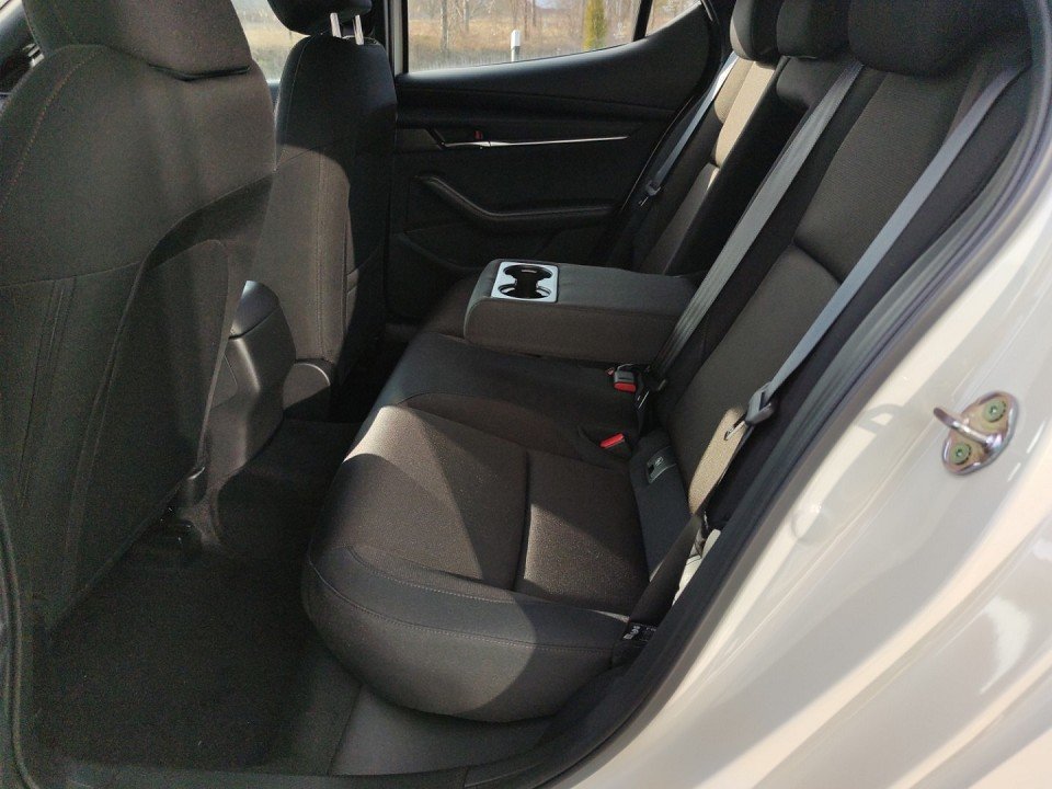 Mazda 3 3 Centre Fernlichtas LogIn RFK Sitzheizg Klimaau - 