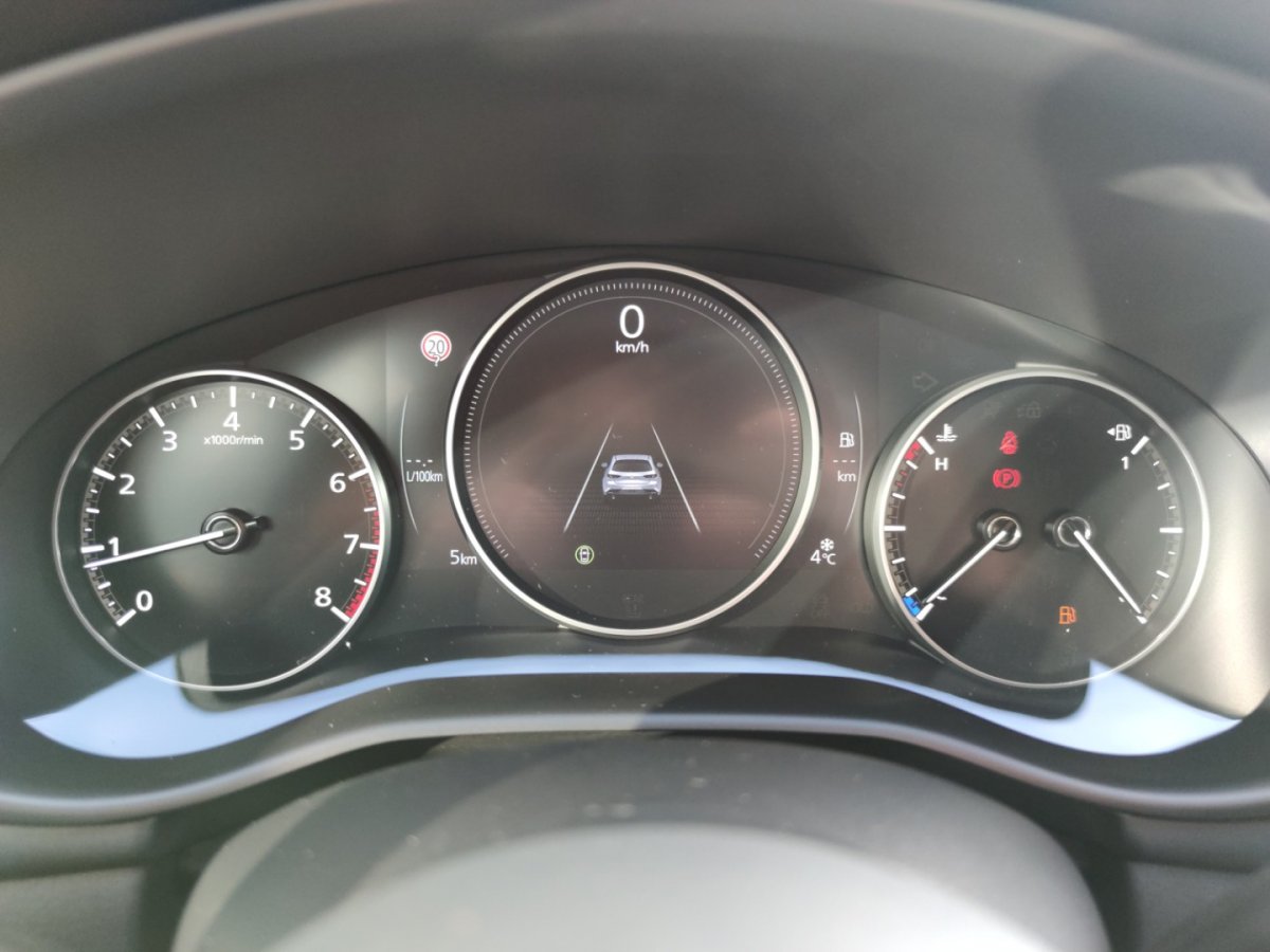 Mazda 3 3 Centre Fernlichtas LogIn RFK Sitzheizg Klimaau - 