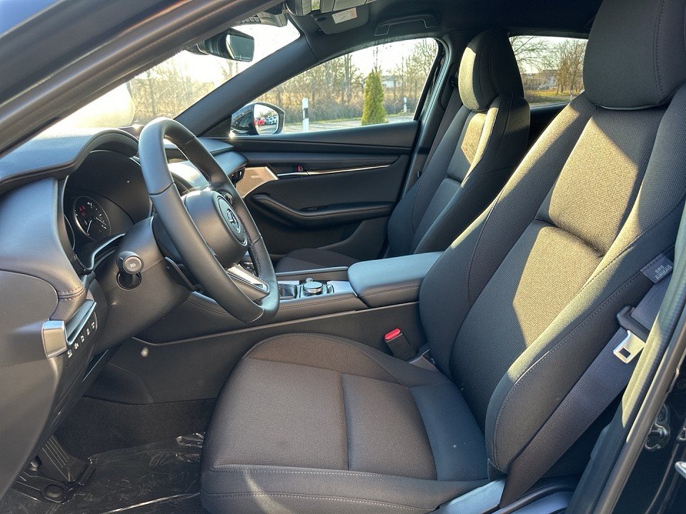 Mazda 3 3 Exclusive Klimaaut BOSE 360° Freisprech MRCC L - 