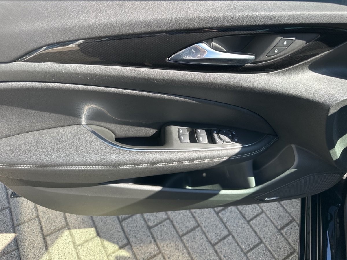 Opel Insignia Insignia Business Elegance AHK 1.Hand BOSE RFK S - 