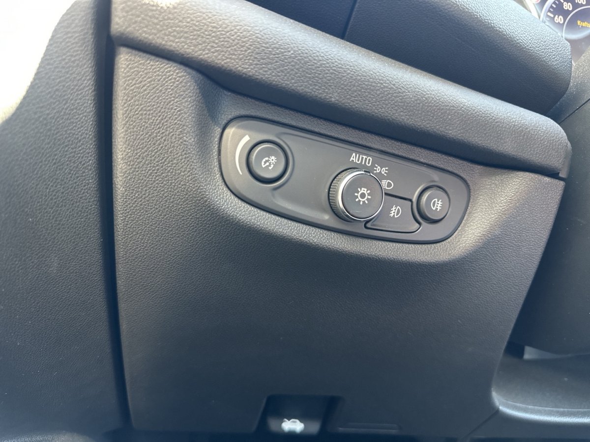 Opel Insignia Insignia Business Elegance AHK 1.Hand BOSE RFK S - 