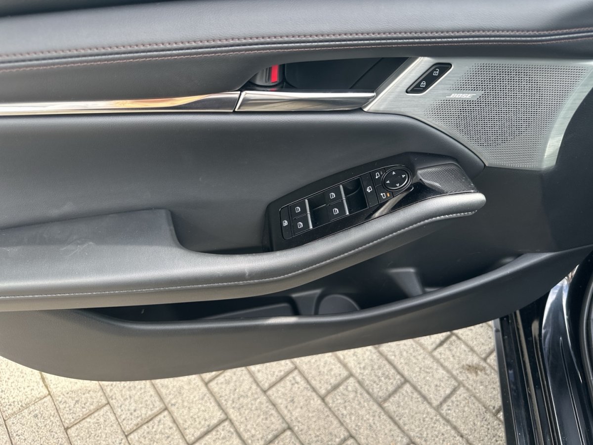 Mazda 3 3 Takumi Leder BOSE Matrix 360° LogIn Freisprech - 