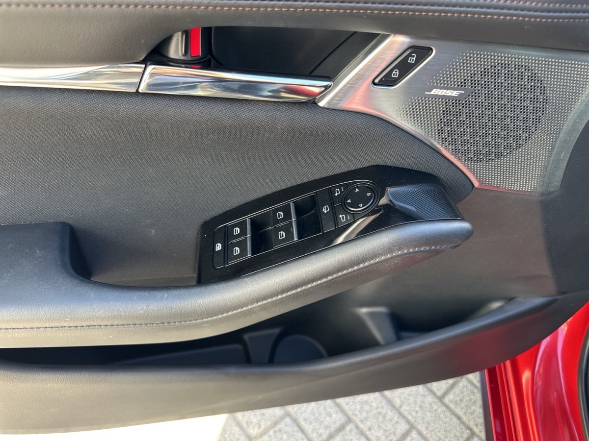 Mazda 3 3 SELECTION Standheizg Matrix 360° Klimaaut Sitz - 