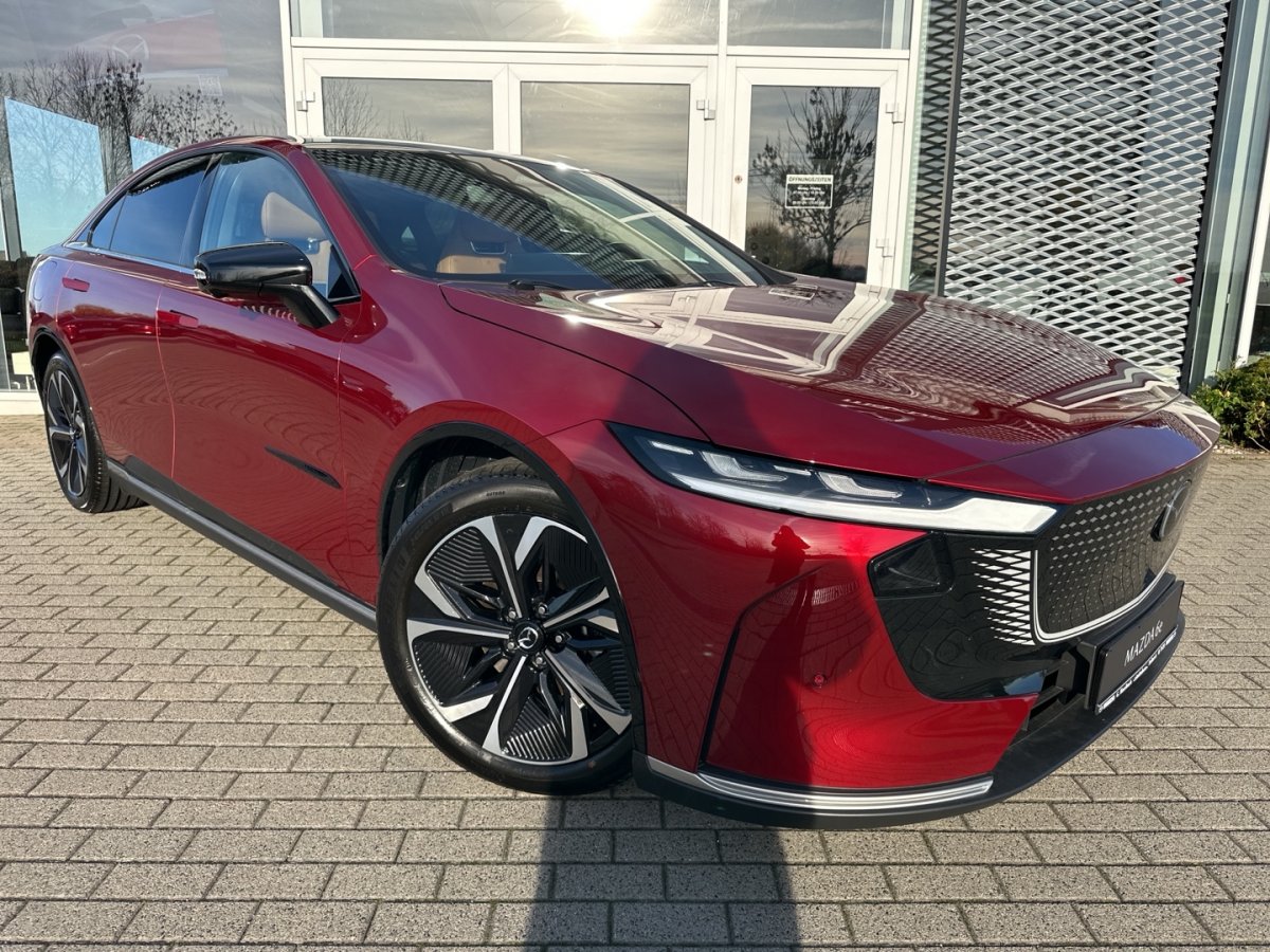Mazda 6e 6E Takumi Plus 360° Einparkhilfe Sony LogIn Pano - 