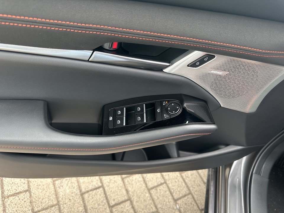 Mazda 3 3 Nagisa RFK Spurhalte LogIn Bose Fernlichtas Ei - 