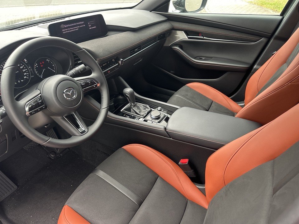 Mazda 3 3 Nagisa RFK Spurhalte LogIn Bose Fernlichtas Ei - 